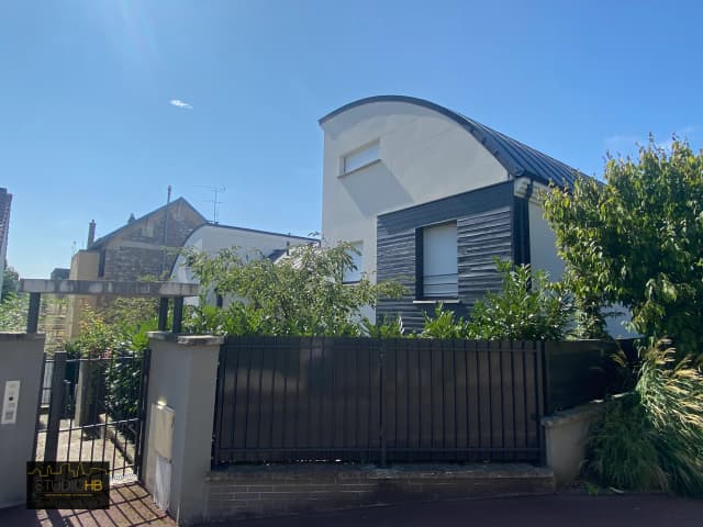 Réalisation de 8 maisons et de 6 appartements - MONTAIGNE IMMOBILIER media 27