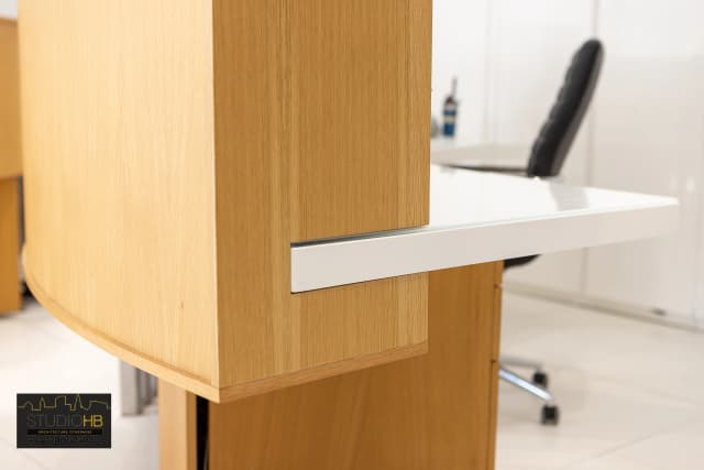 Conception et fabrication de mobilier media 14