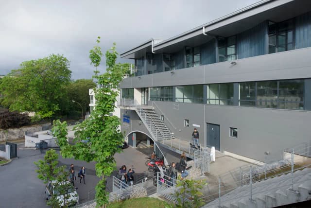 Ecole de Design et cafétéria media 6