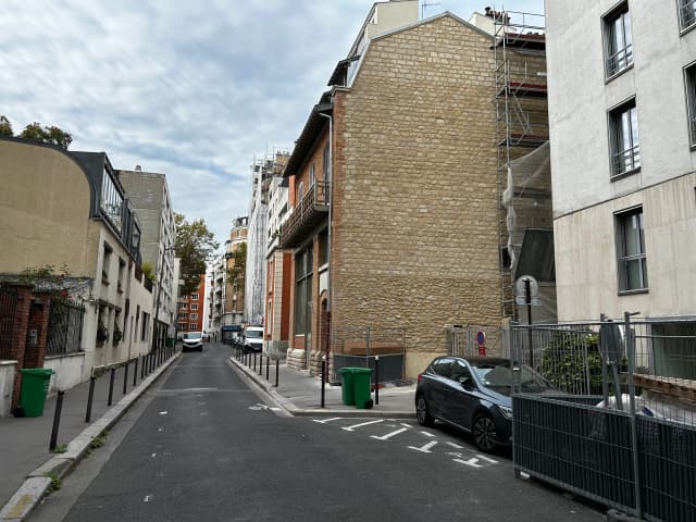 Réhabilitation d'un espace industriel en bureau de chirurgie esthétique media 10